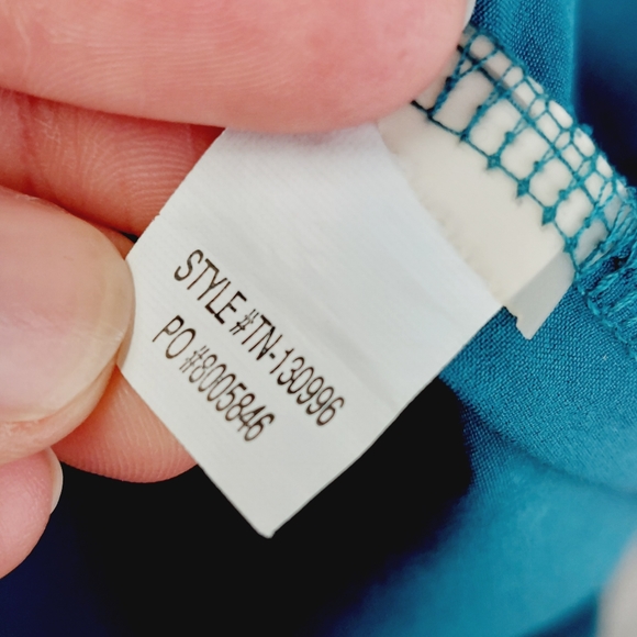 Title Nine Nimblene Laser Cut  Teal Lime Green ZIpper Pocket Dress - Picture 7 of 8